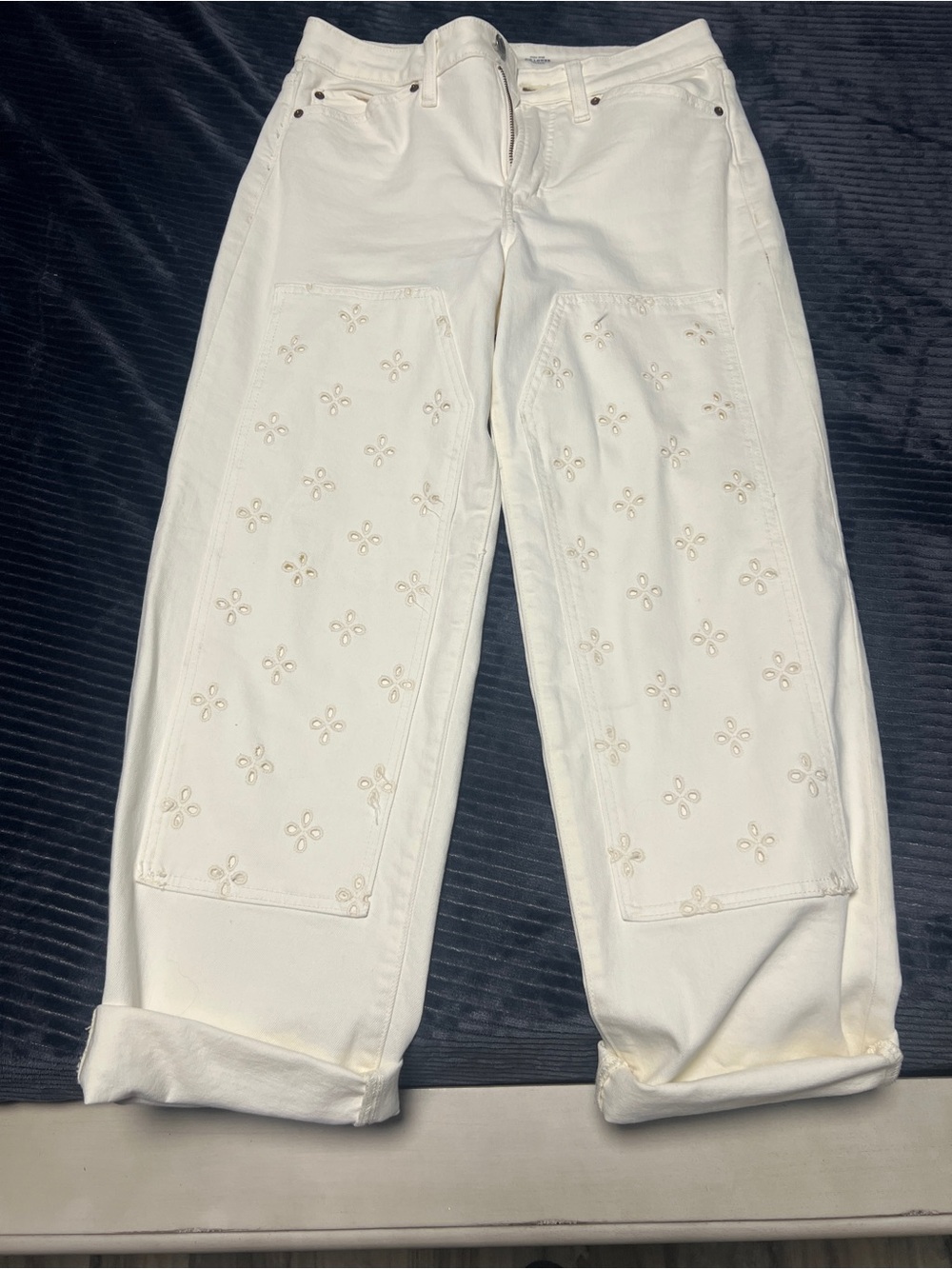 Old Navy White Embroidered Boyfriend Jeans